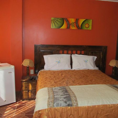 Brisas De La Bahia Hotel Паракас Екстериор снимка