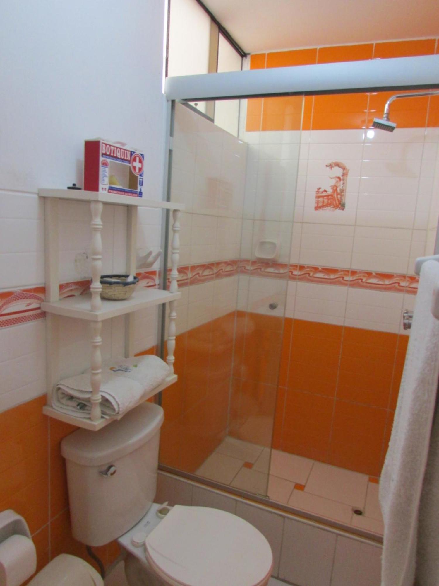 Brisas De La Bahia Hotel Паракас Екстериор снимка
