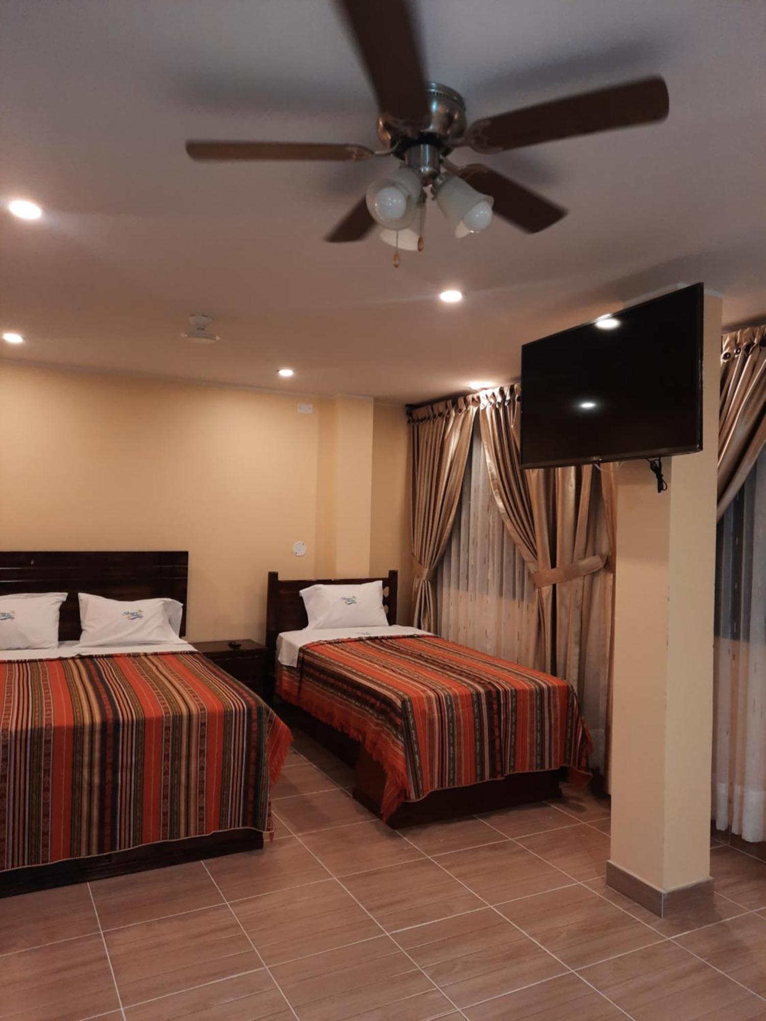Brisas De La Bahia Hotel Паракас Екстериор снимка