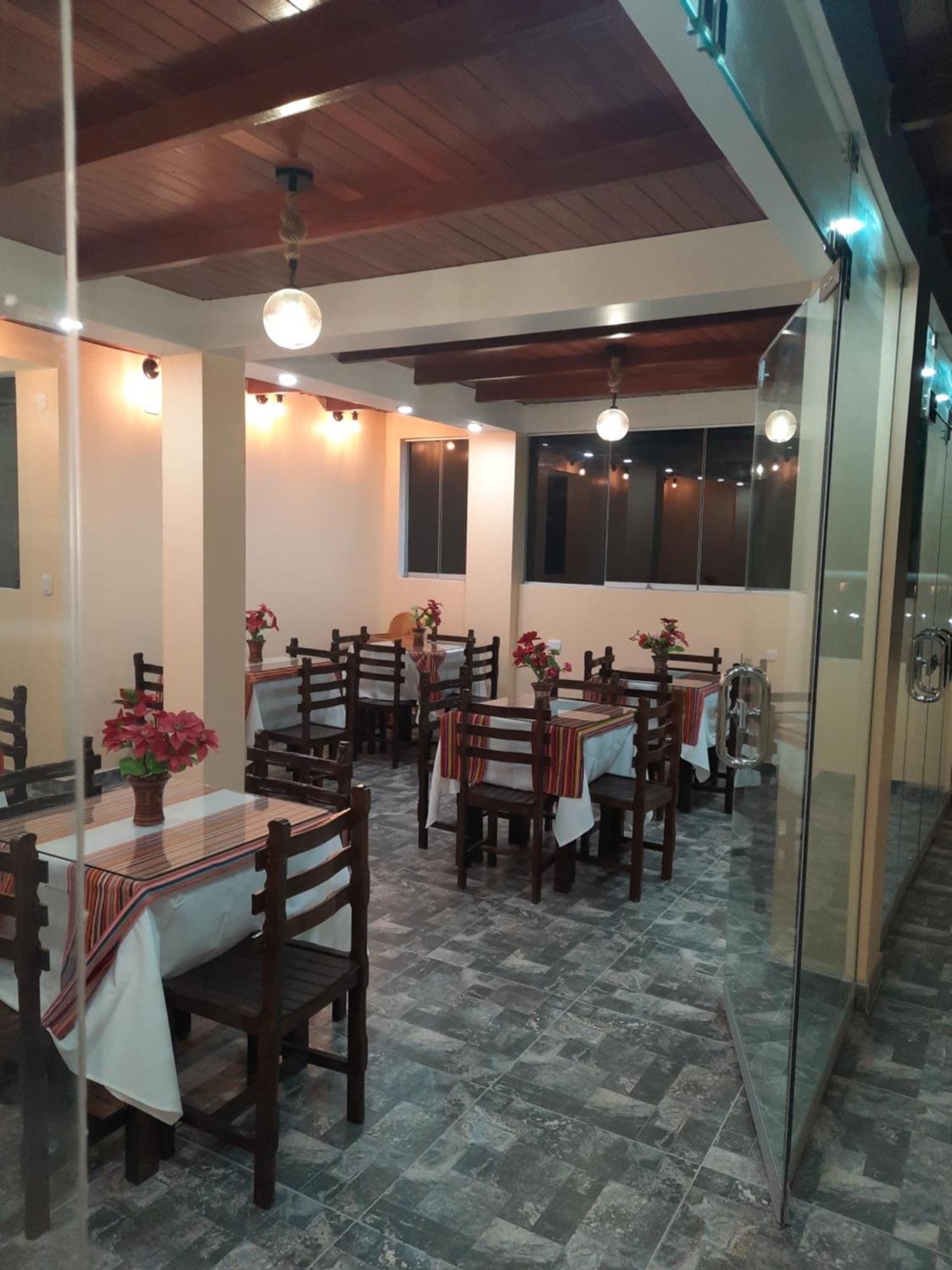 Brisas De La Bahia Hotel Паракас Екстериор снимка