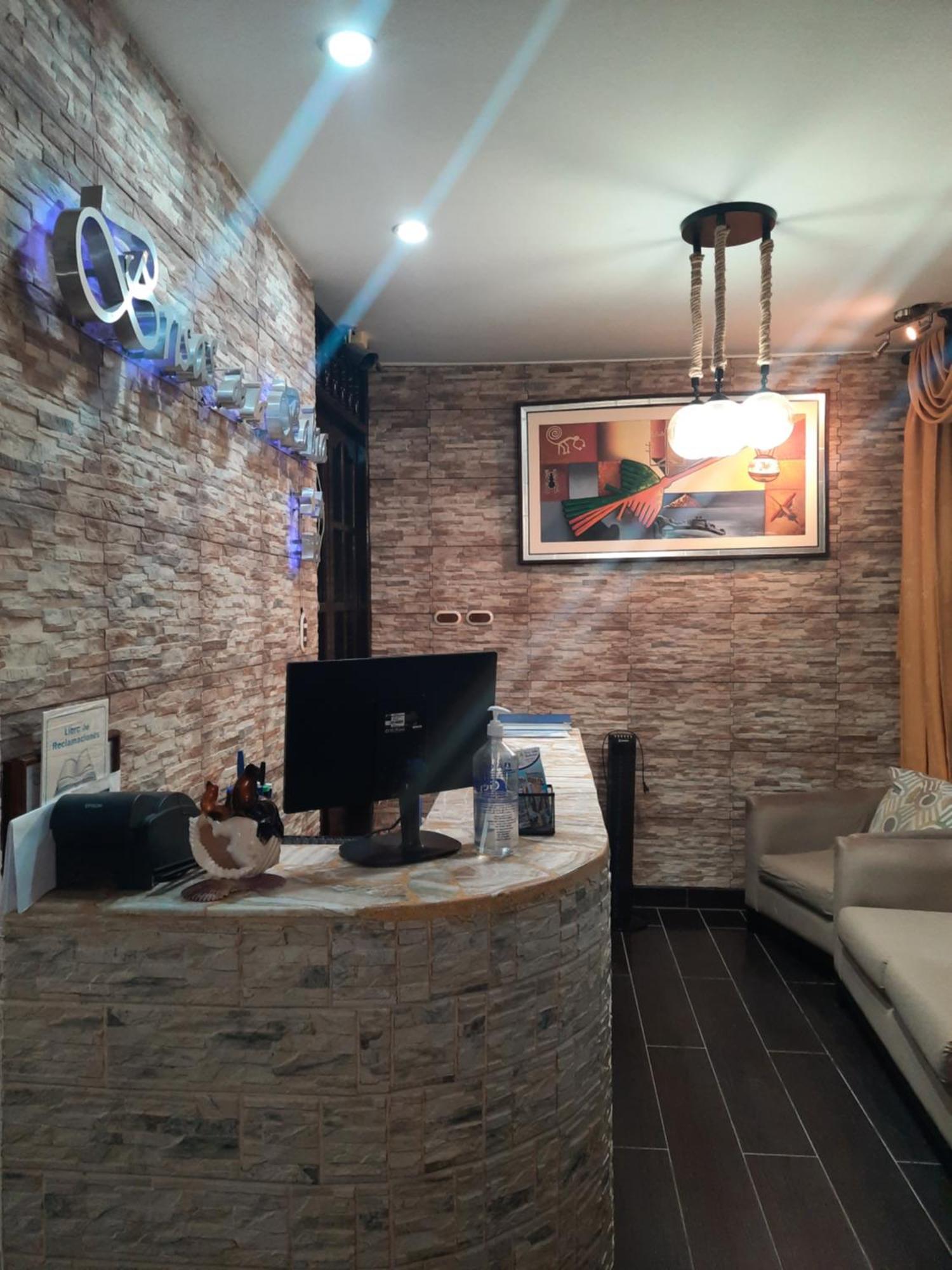 Brisas De La Bahia Hotel Паракас Екстериор снимка