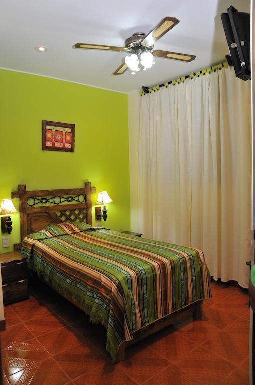 Brisas De La Bahia Hotel Паракас Екстериор снимка